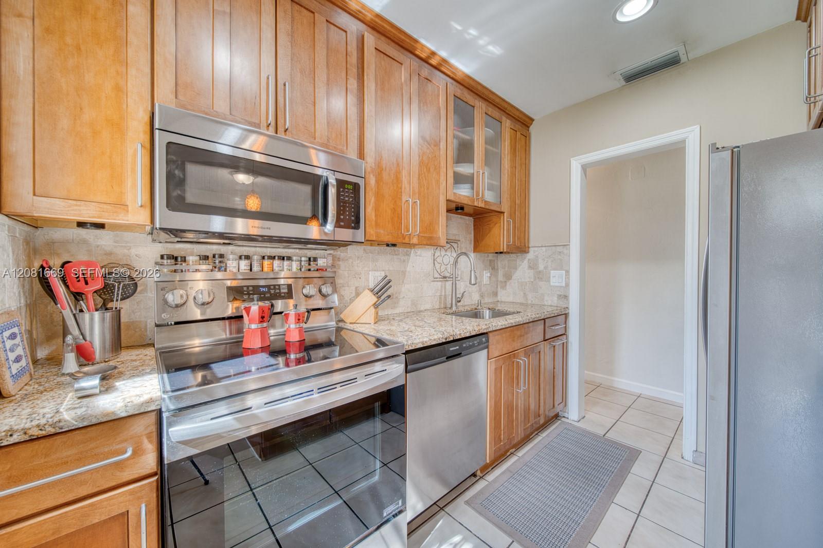 3435 SW 73rd Ave Road