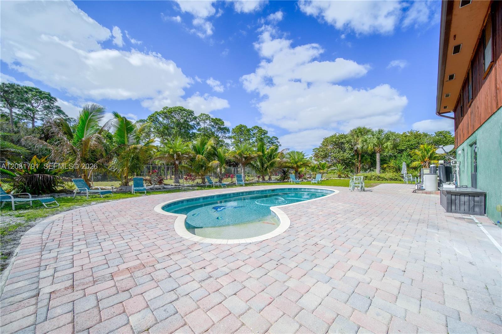 576 Marshall Road