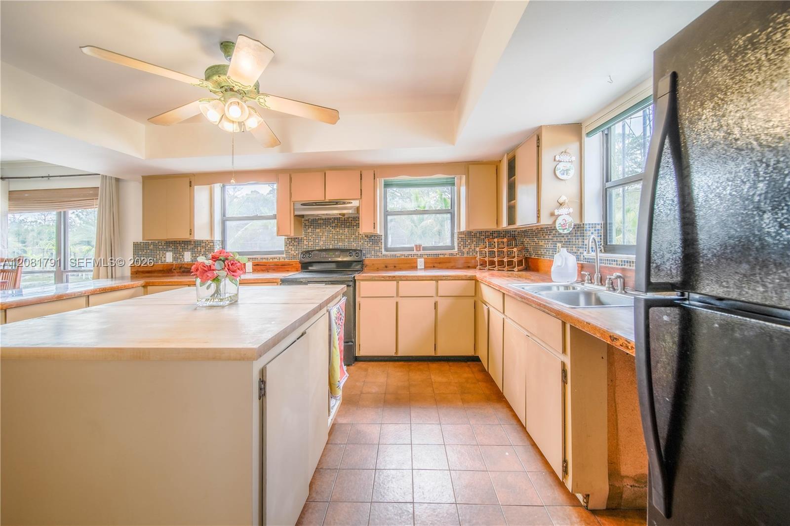 576 Marshall Road
