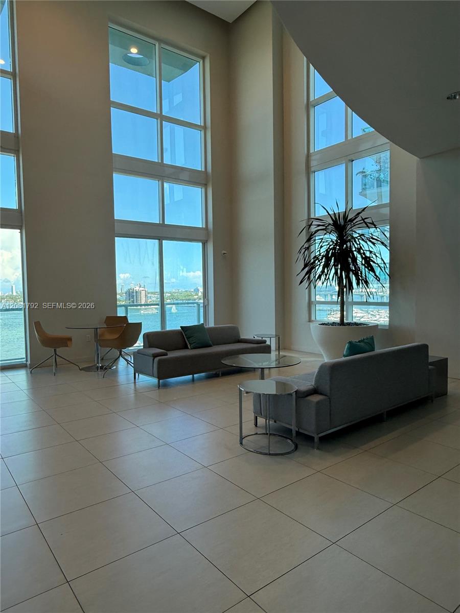 1900 N Bayshore Drive