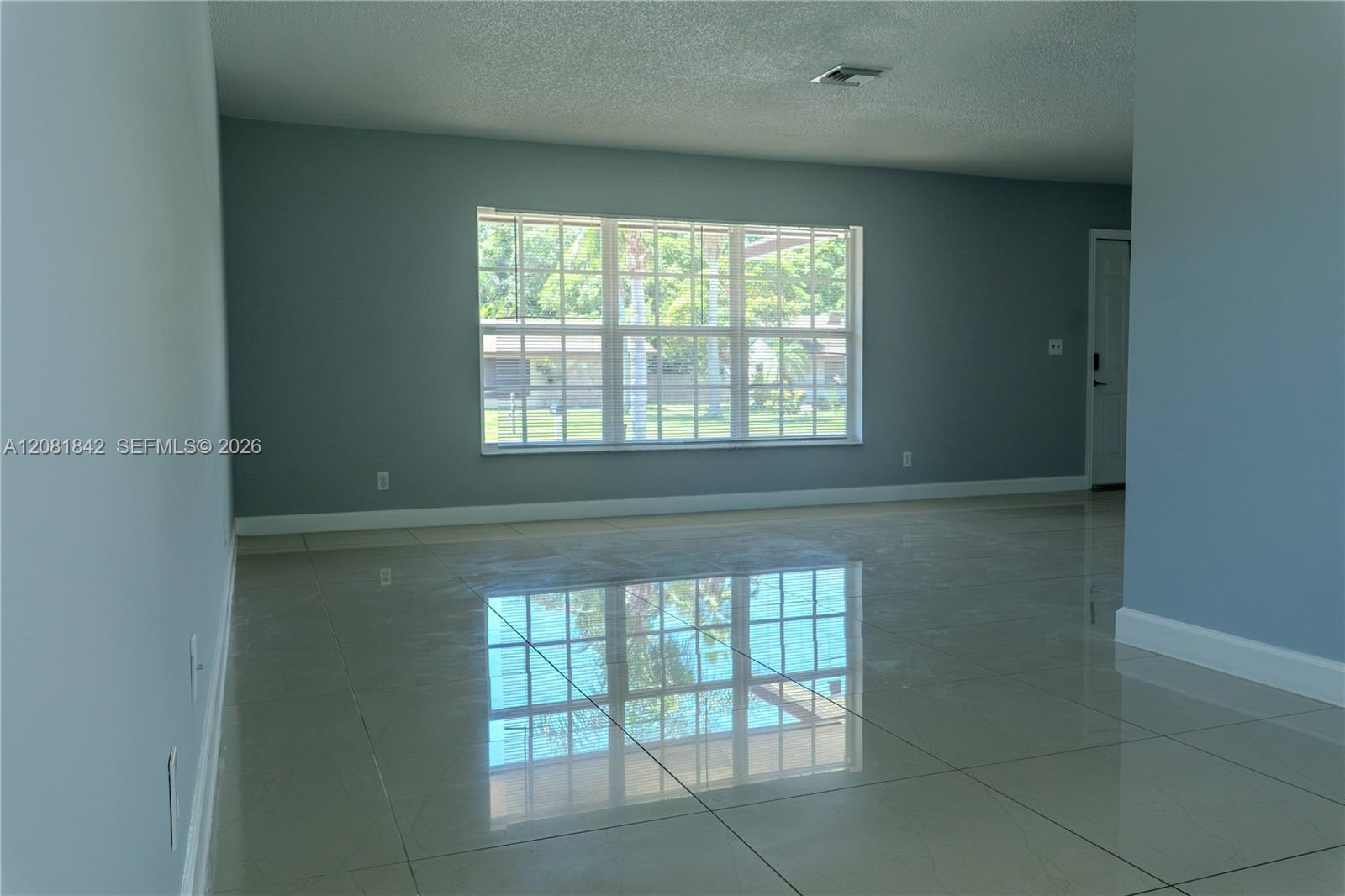 4513 Blue Pine Circle