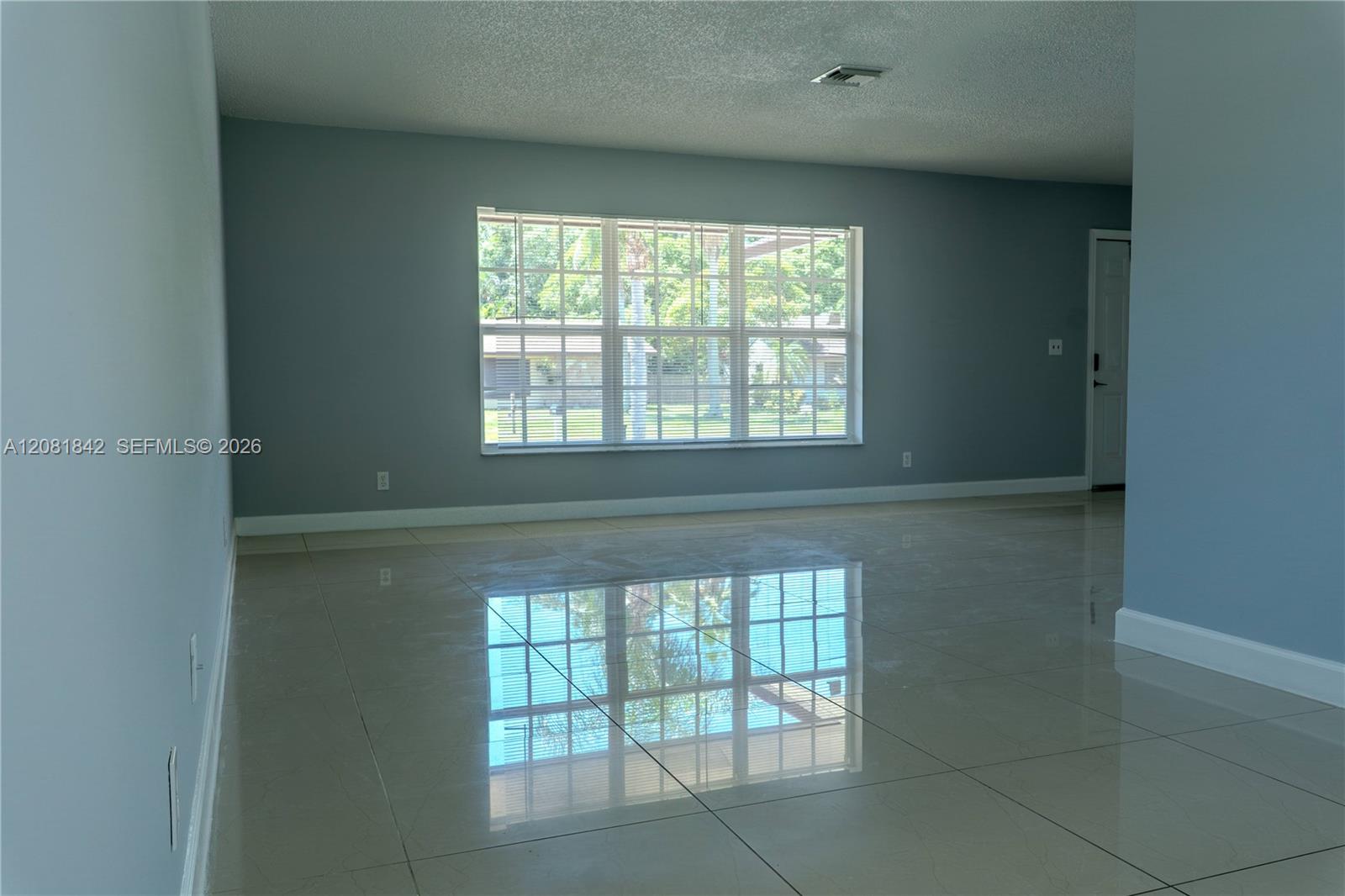 4513 Blue Pine Circle