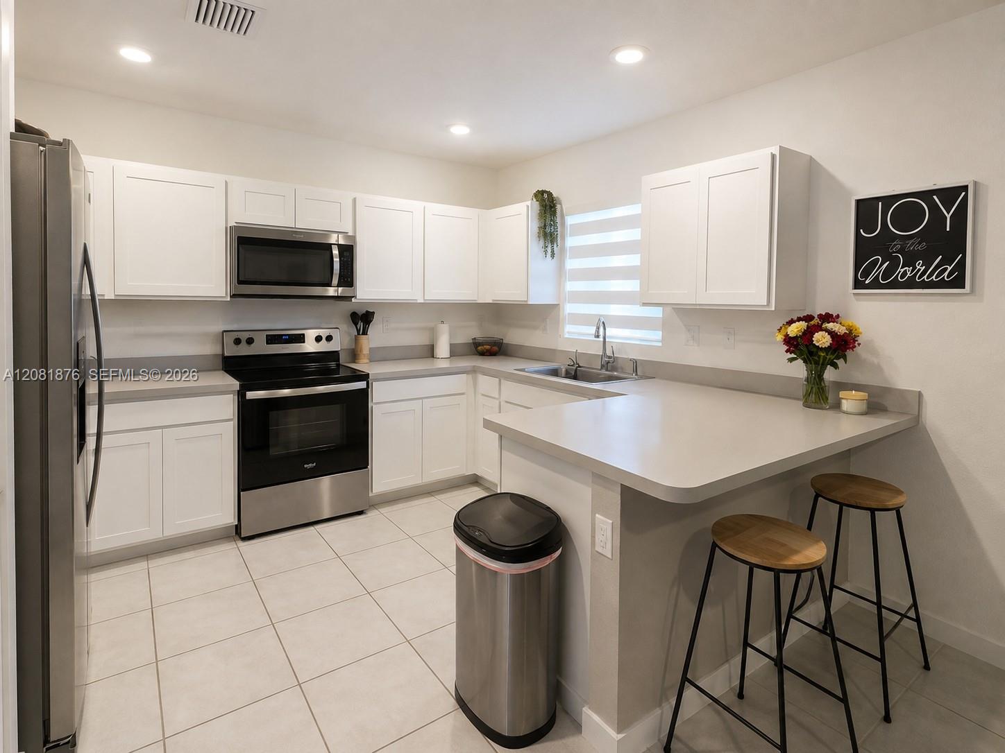 489 NE 4th Street