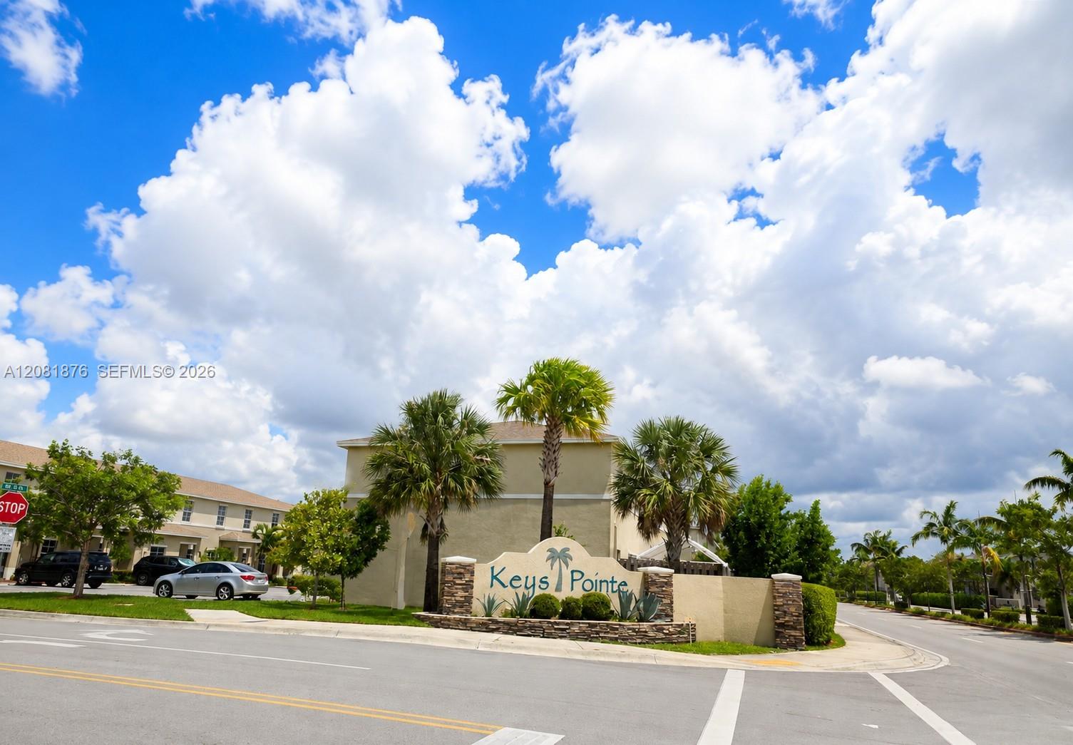 489 NE 4th Street