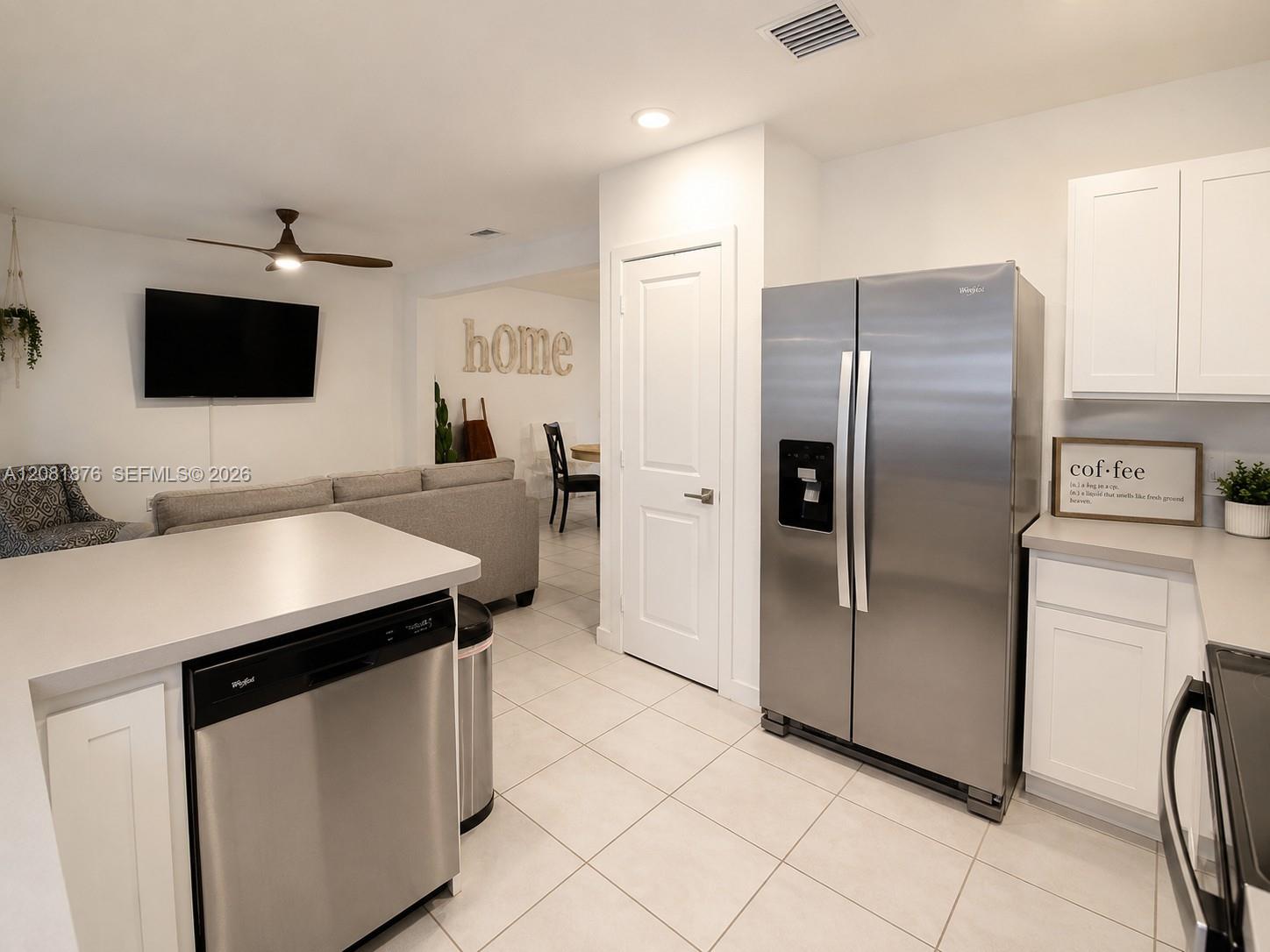489 NE 4th Street