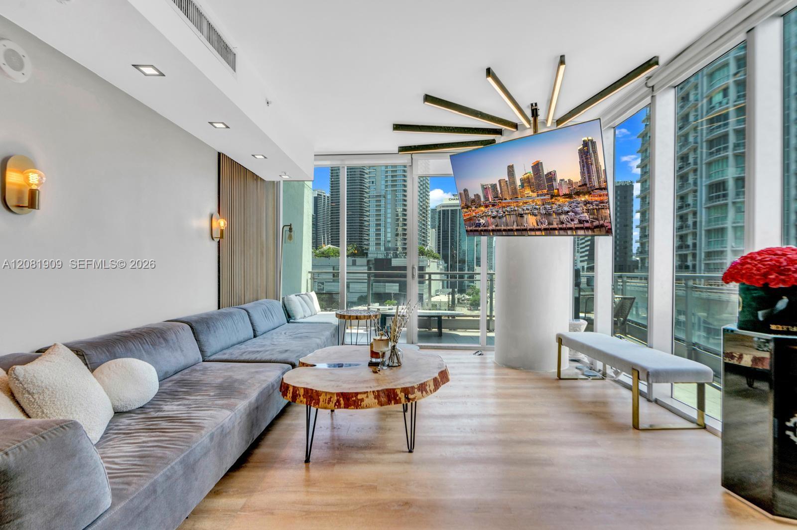 92 SW 3rd Street