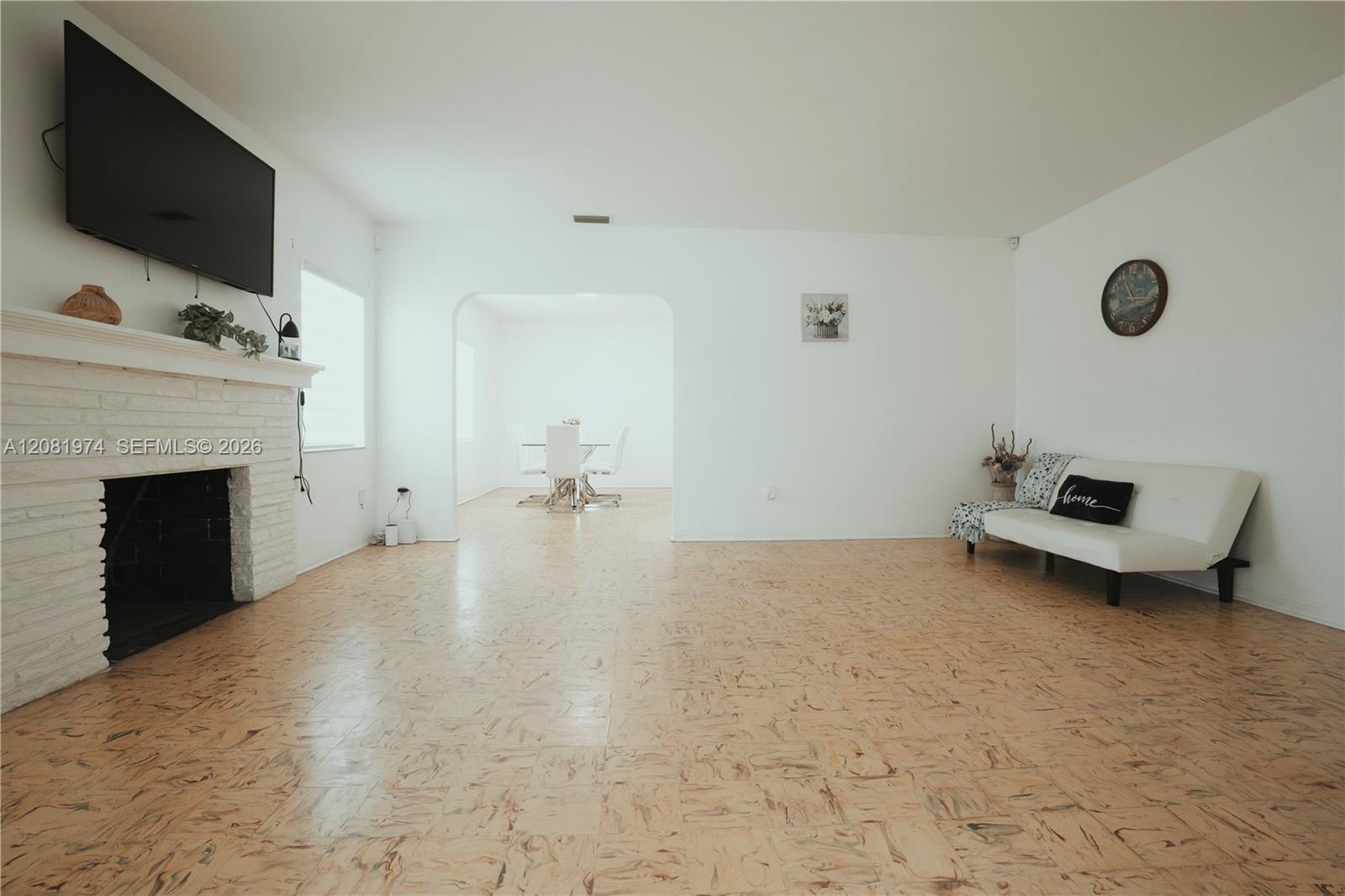 141 NE 14th Street