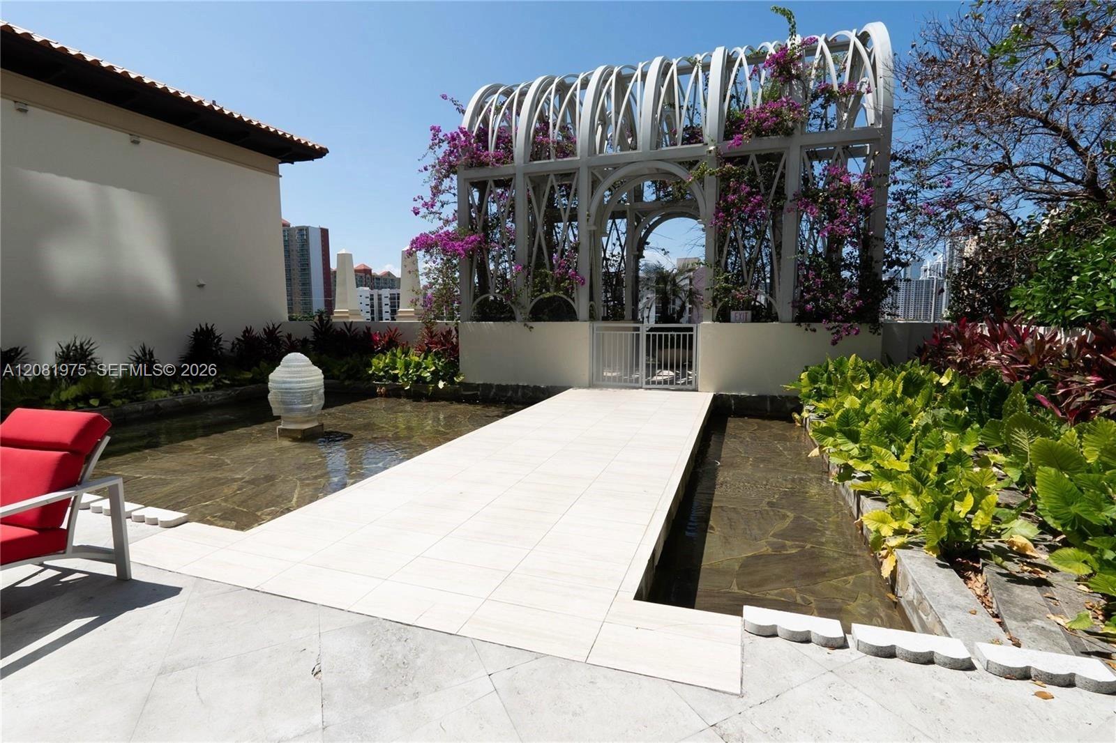 150 Sunny Isles Boulevard