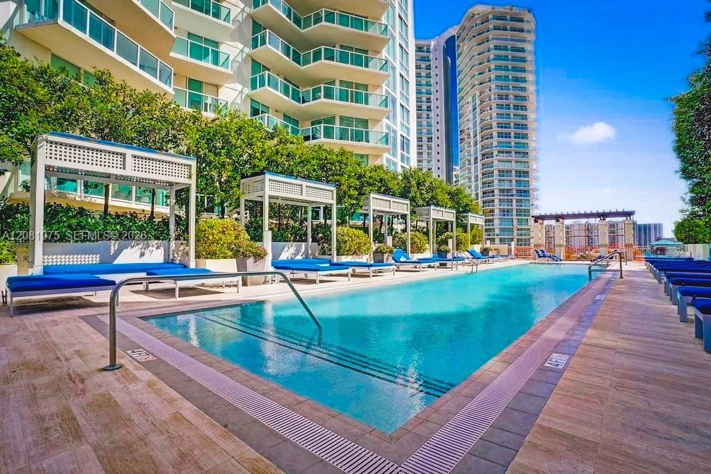 150 Sunny Isles Boulevard