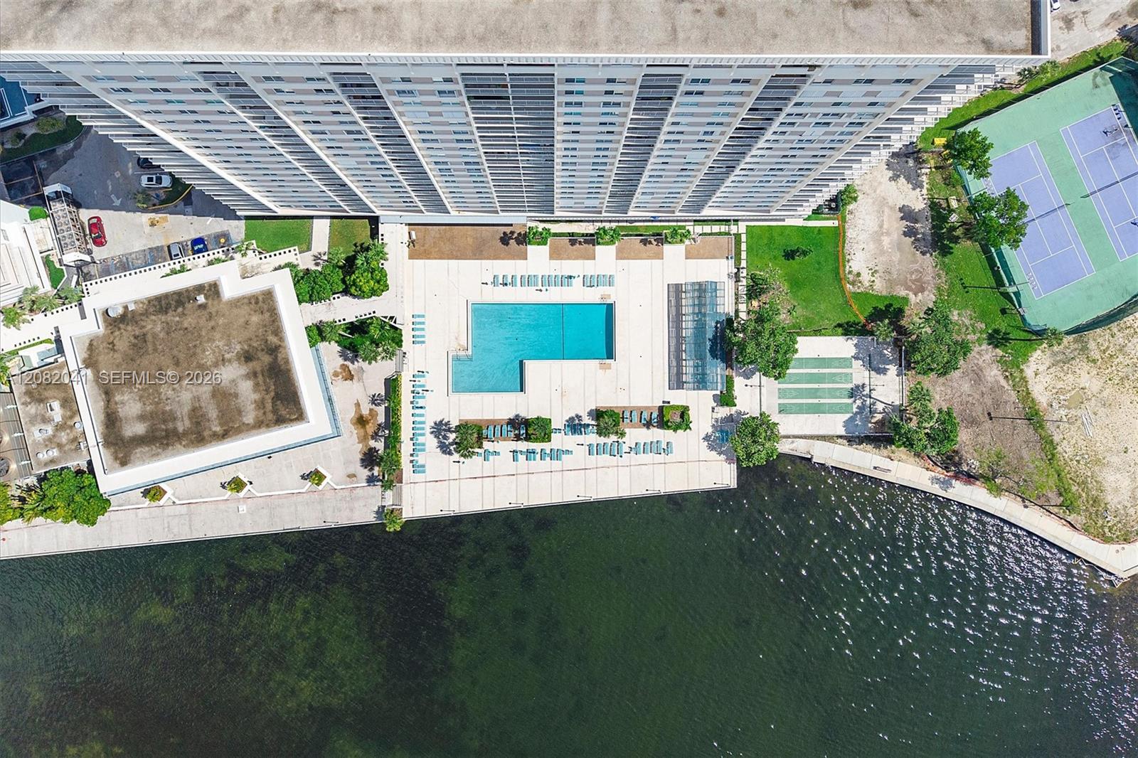 500 Bayview Drive