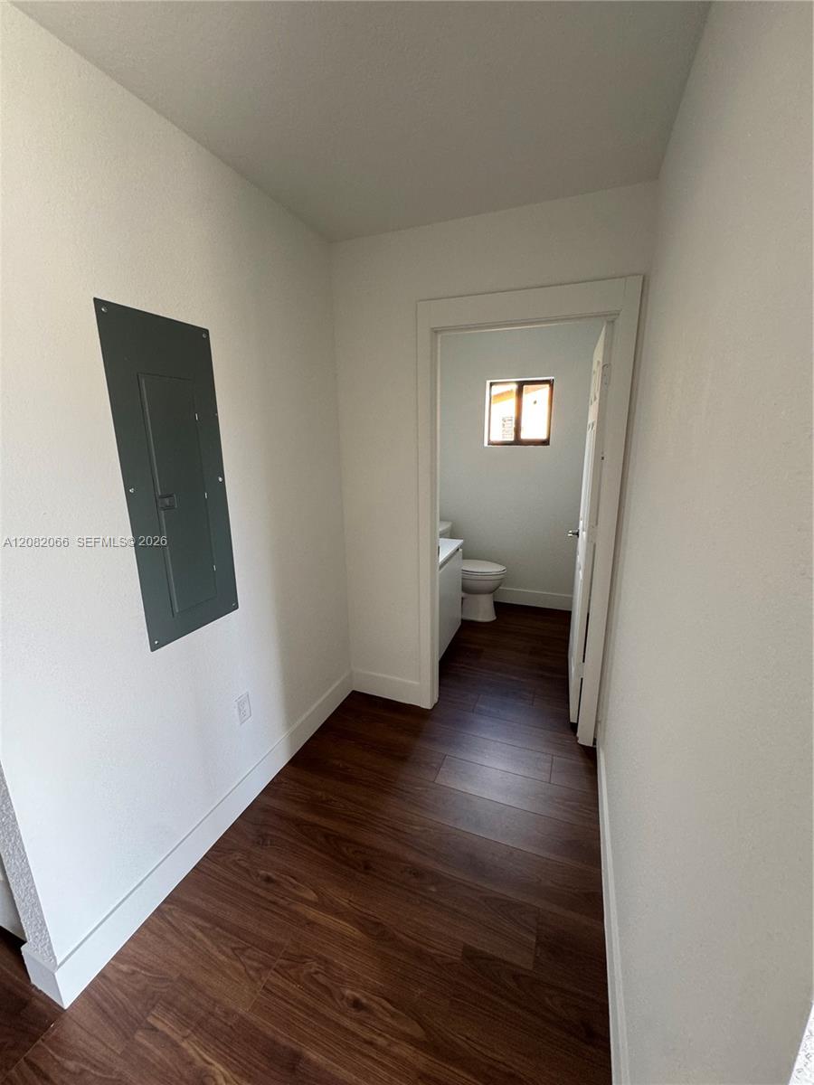 1152 NW 115