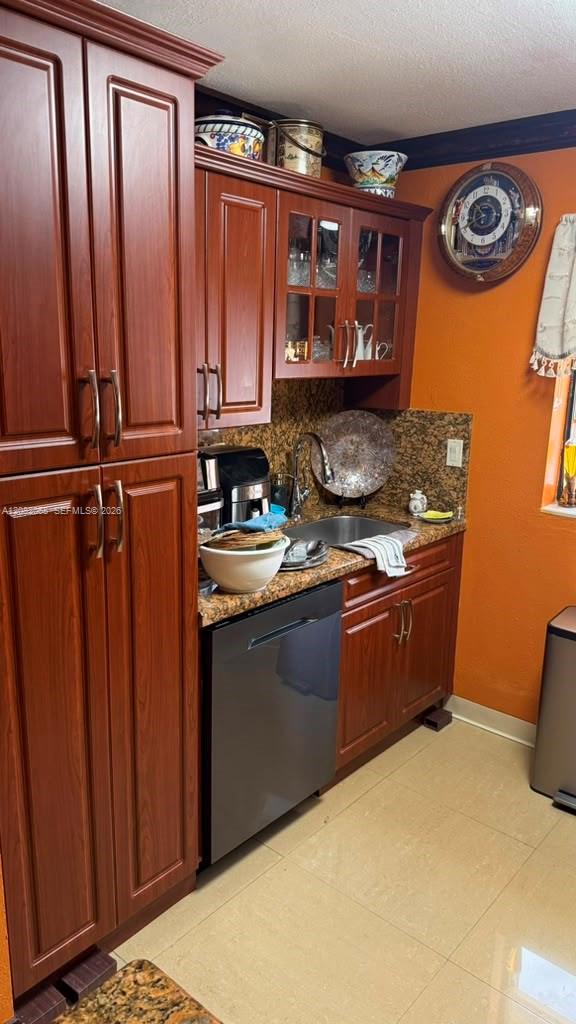 2770 W 61st Place