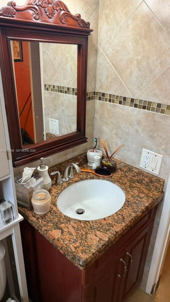 2770 W 61st Place