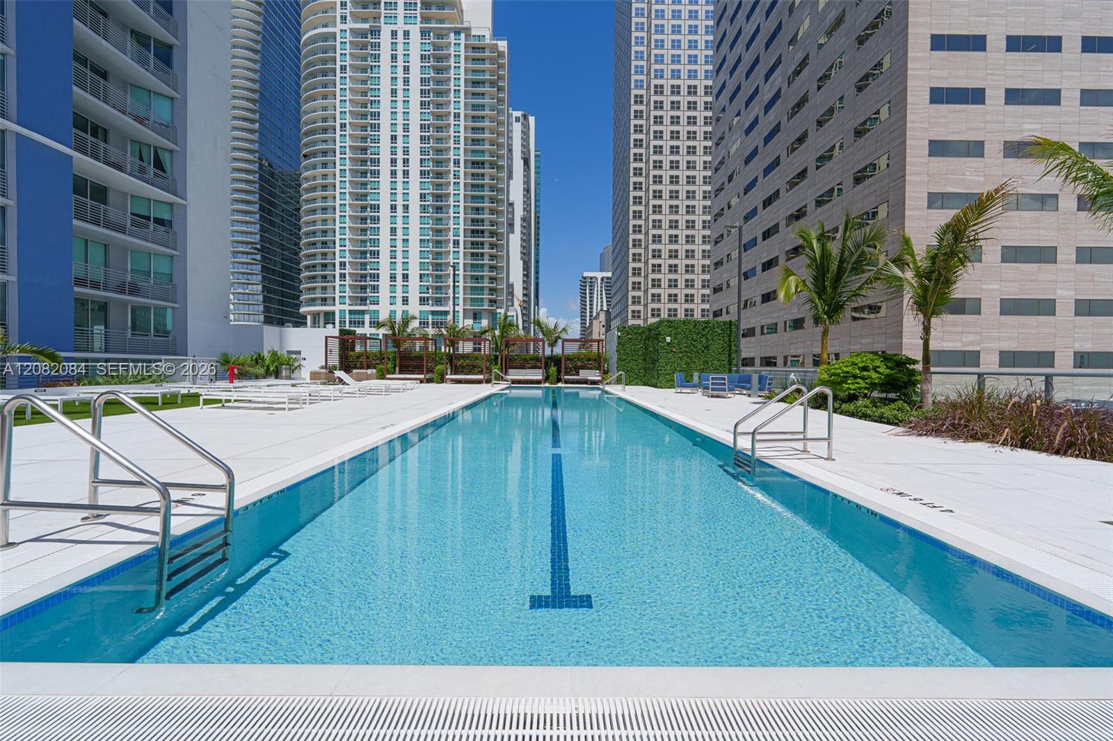 325 S Biscayne Boulevard
