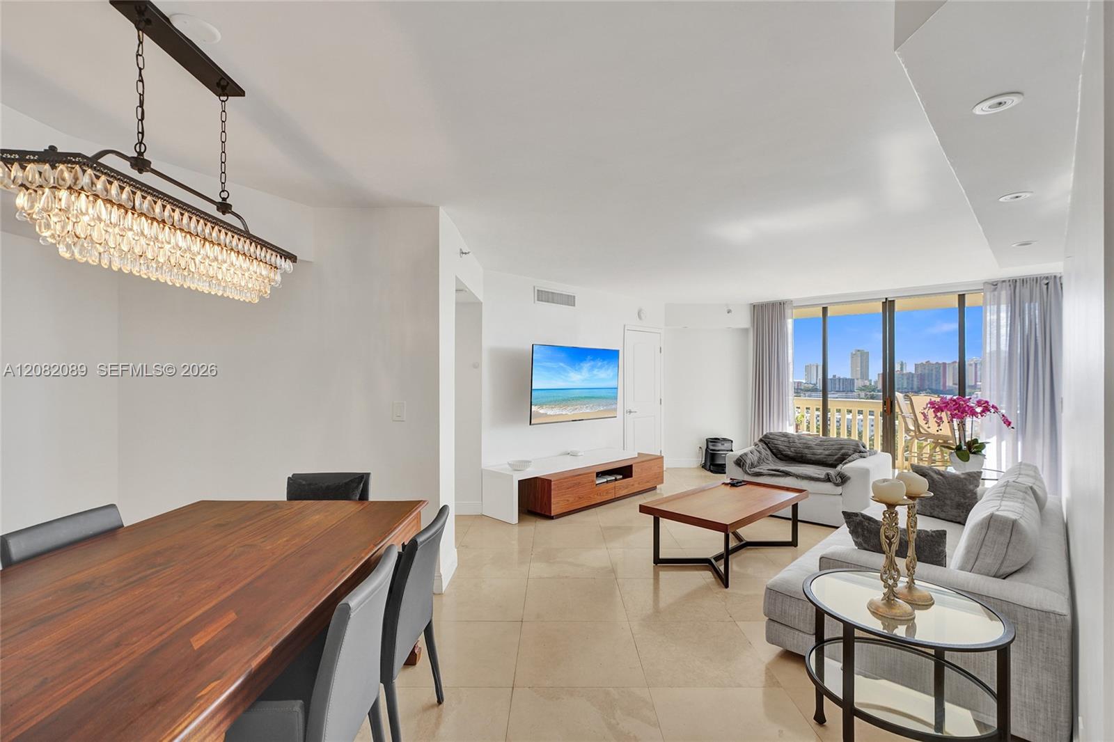 1000 E Island Boulevard