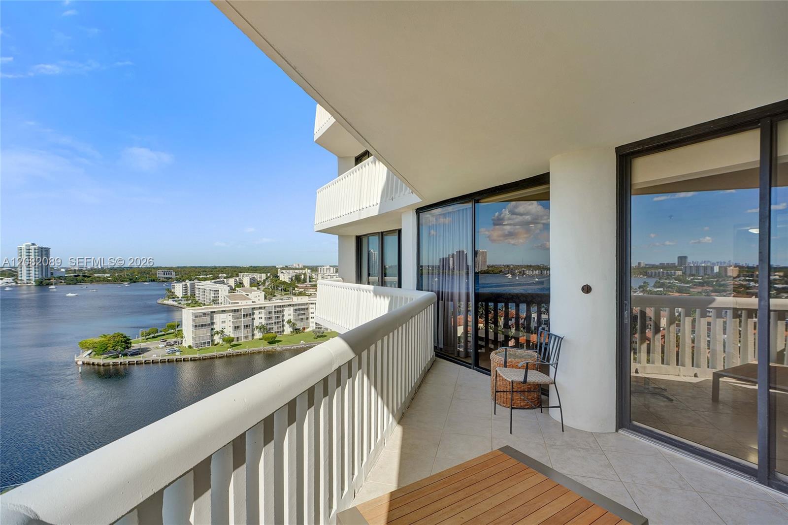 1000 E Island Boulevard