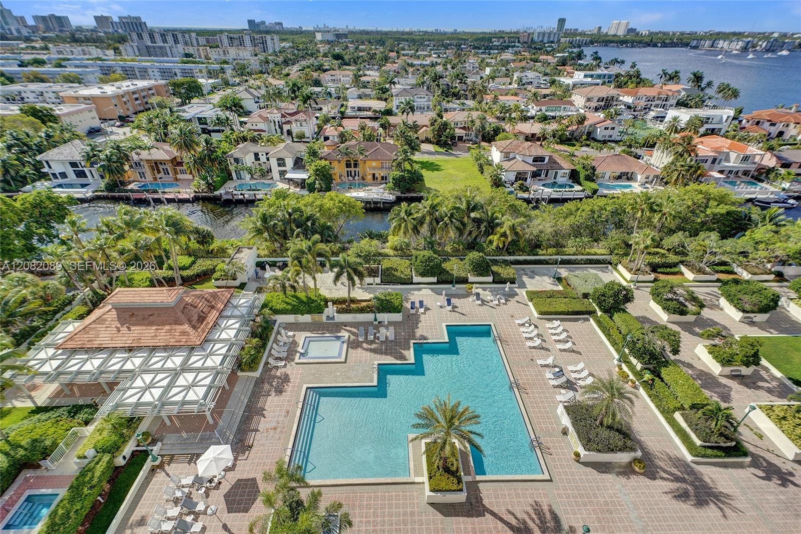 1000 E Island Boulevard