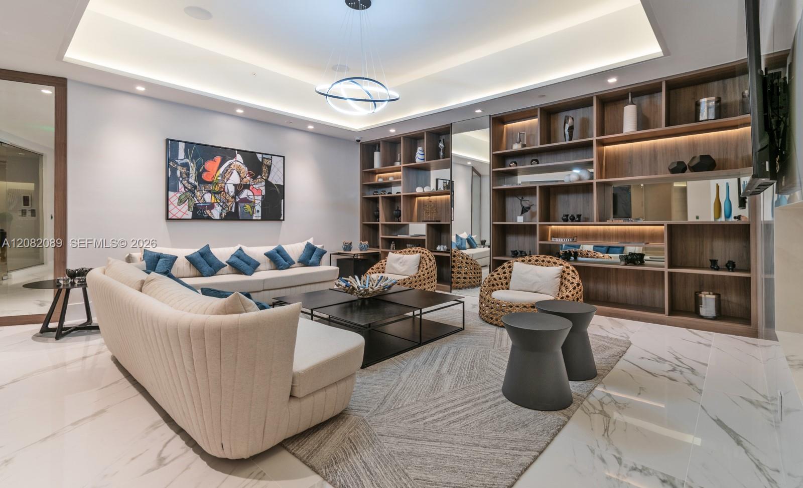 1000 E Island Boulevard