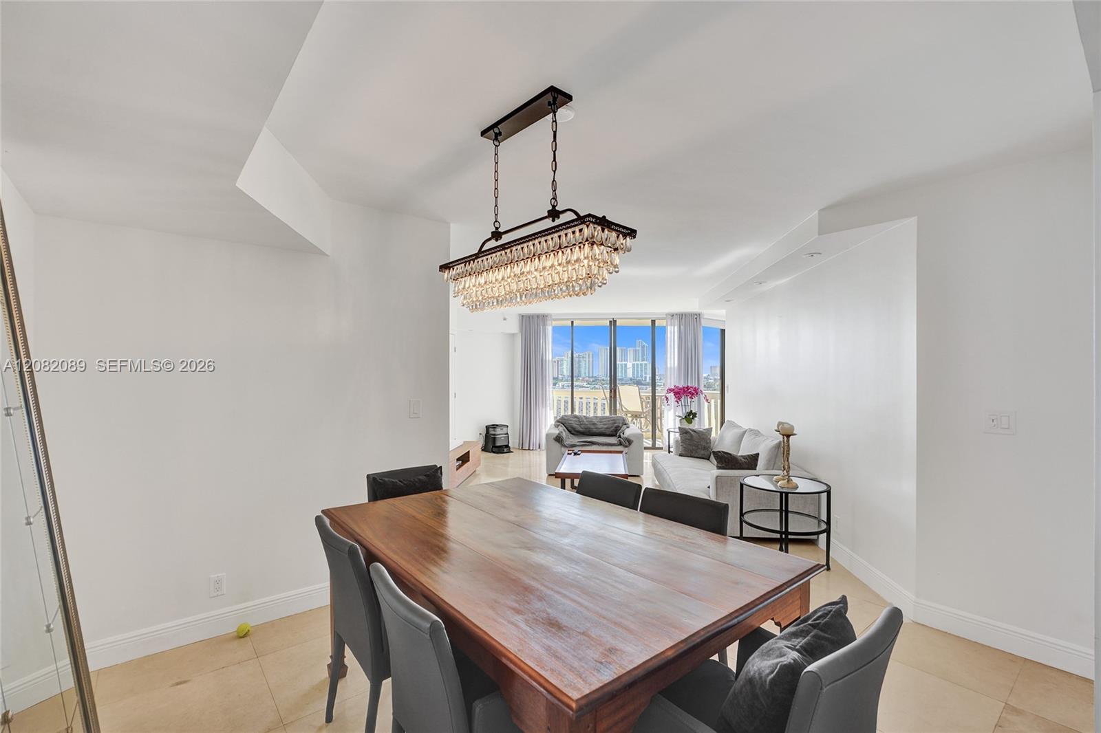 1000 E Island Boulevard