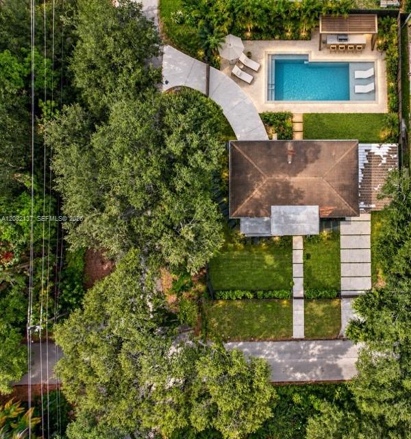 701 NE 164th Street