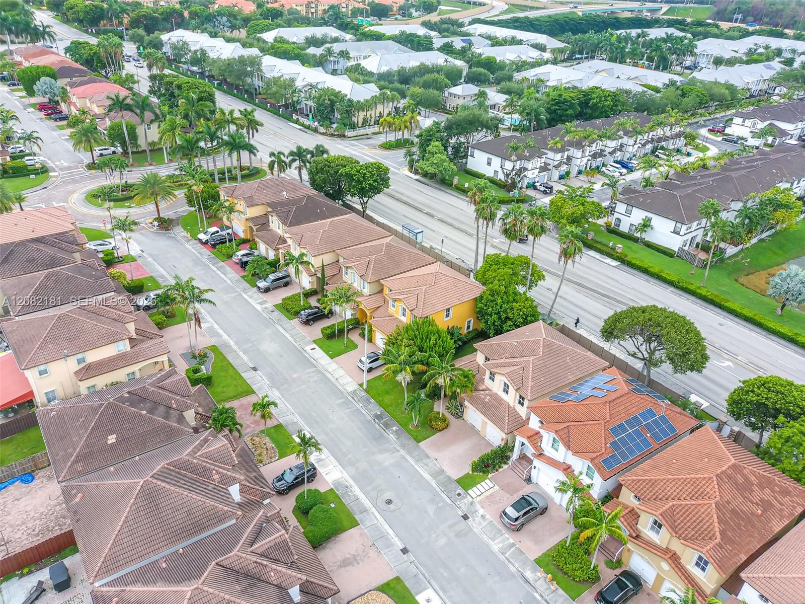 7670 NW 113th Path