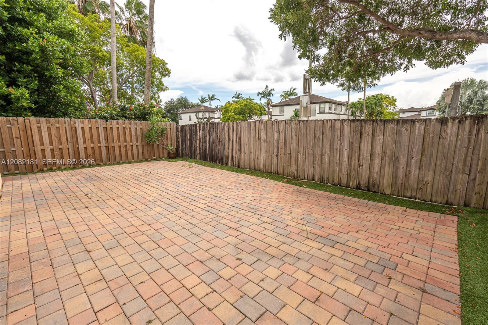 7670 NW 113th Path