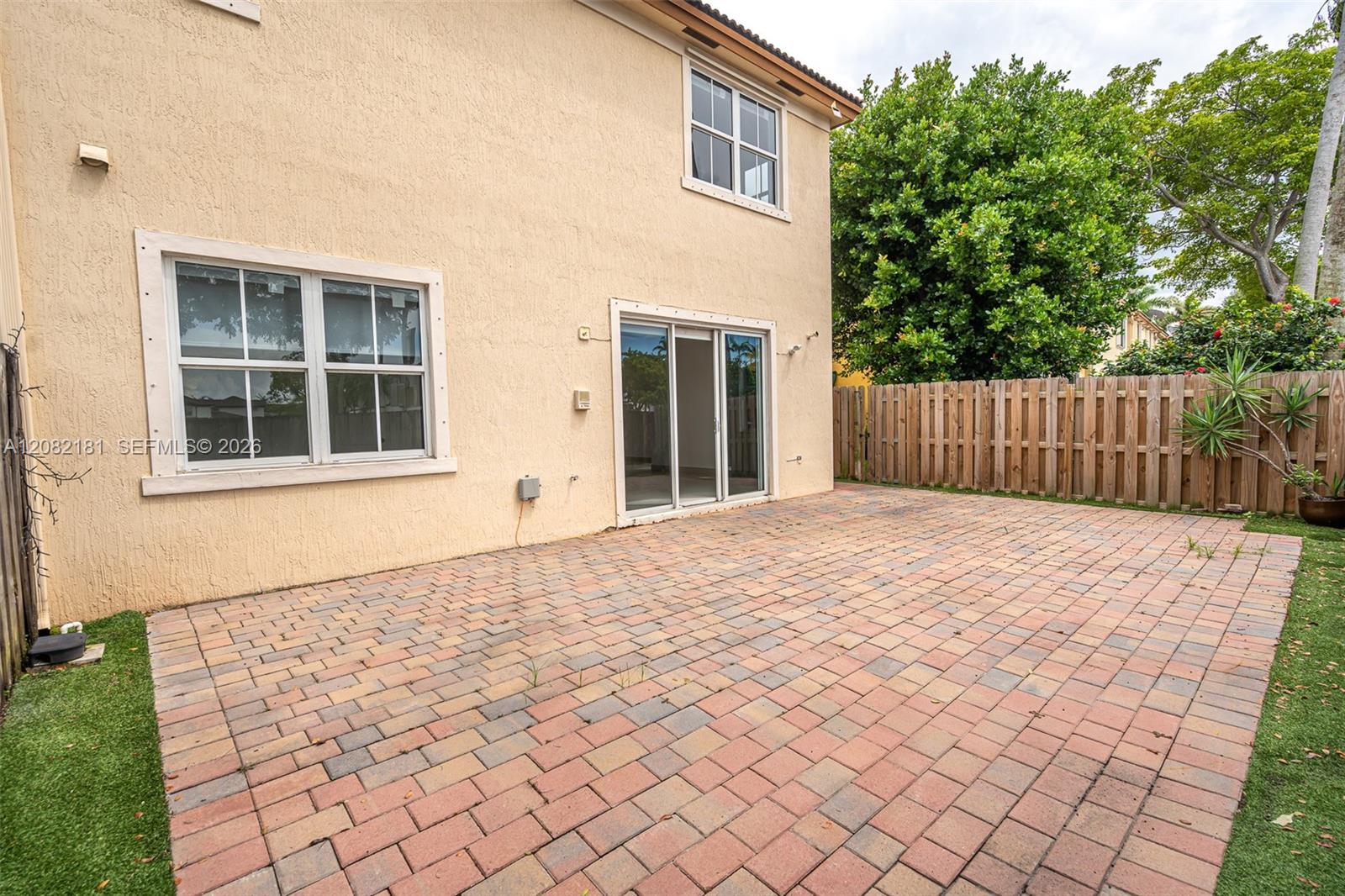 7670 NW 113th Path