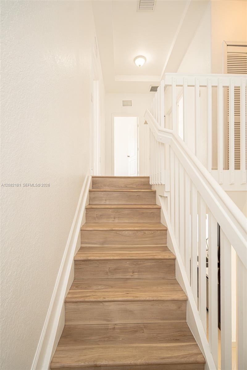 7670 NW 113th Path