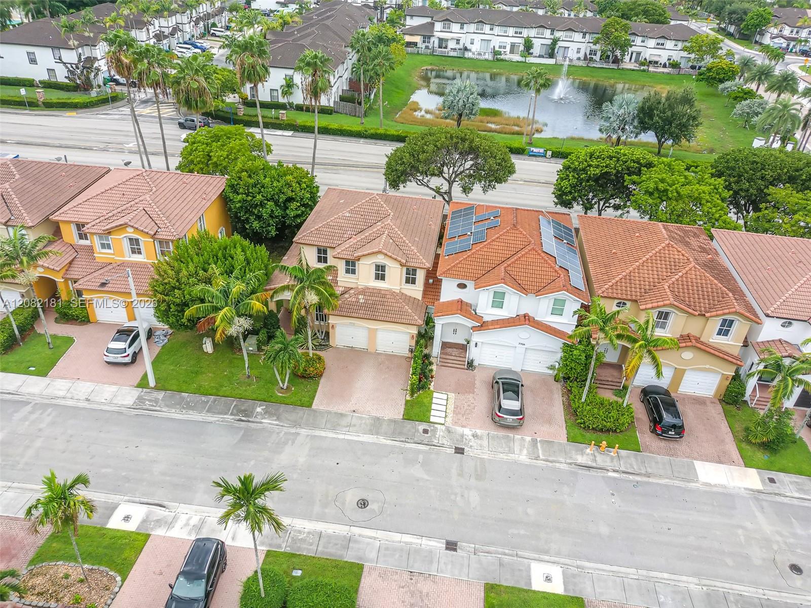 7670 NW 113th Path