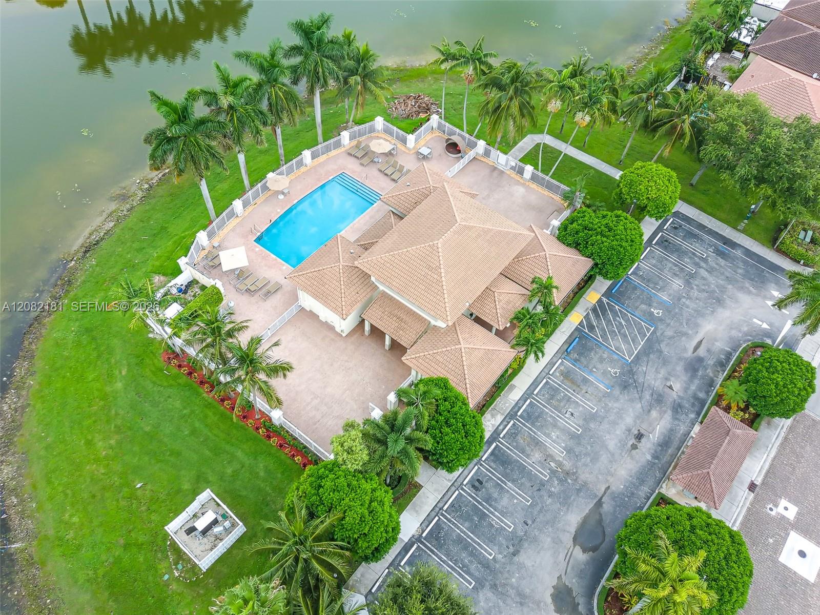 7670 NW 113th Path