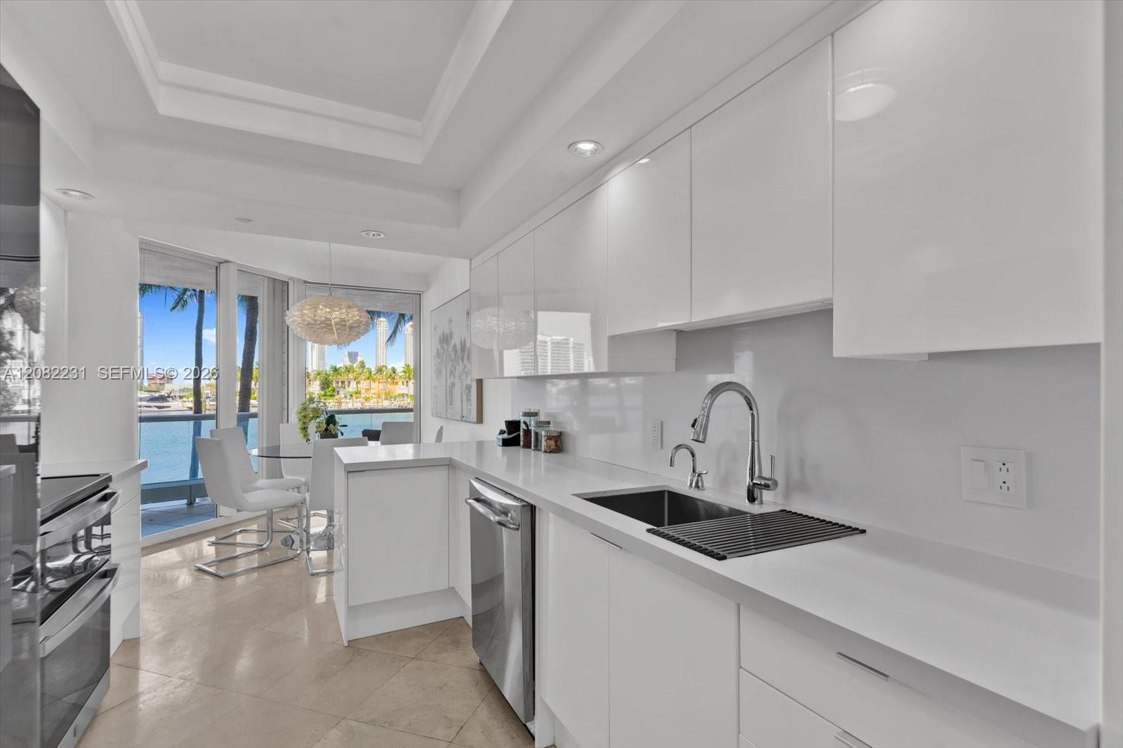 7000 Island Boulevard