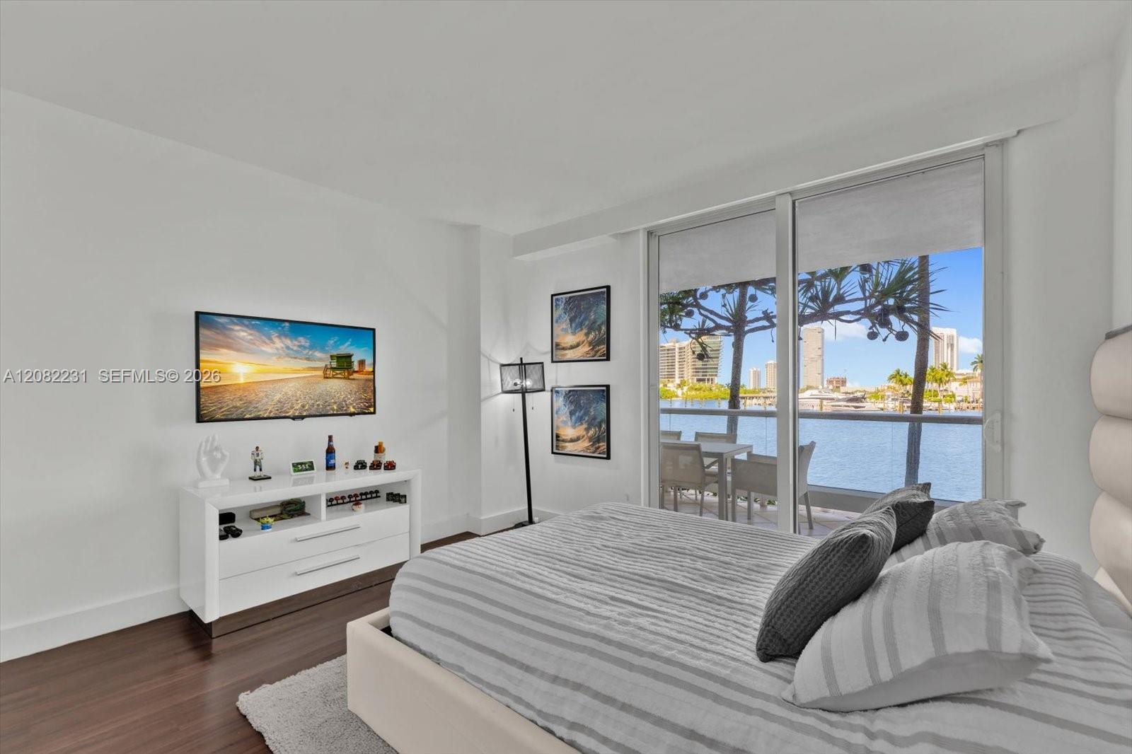 7000 Island Boulevard