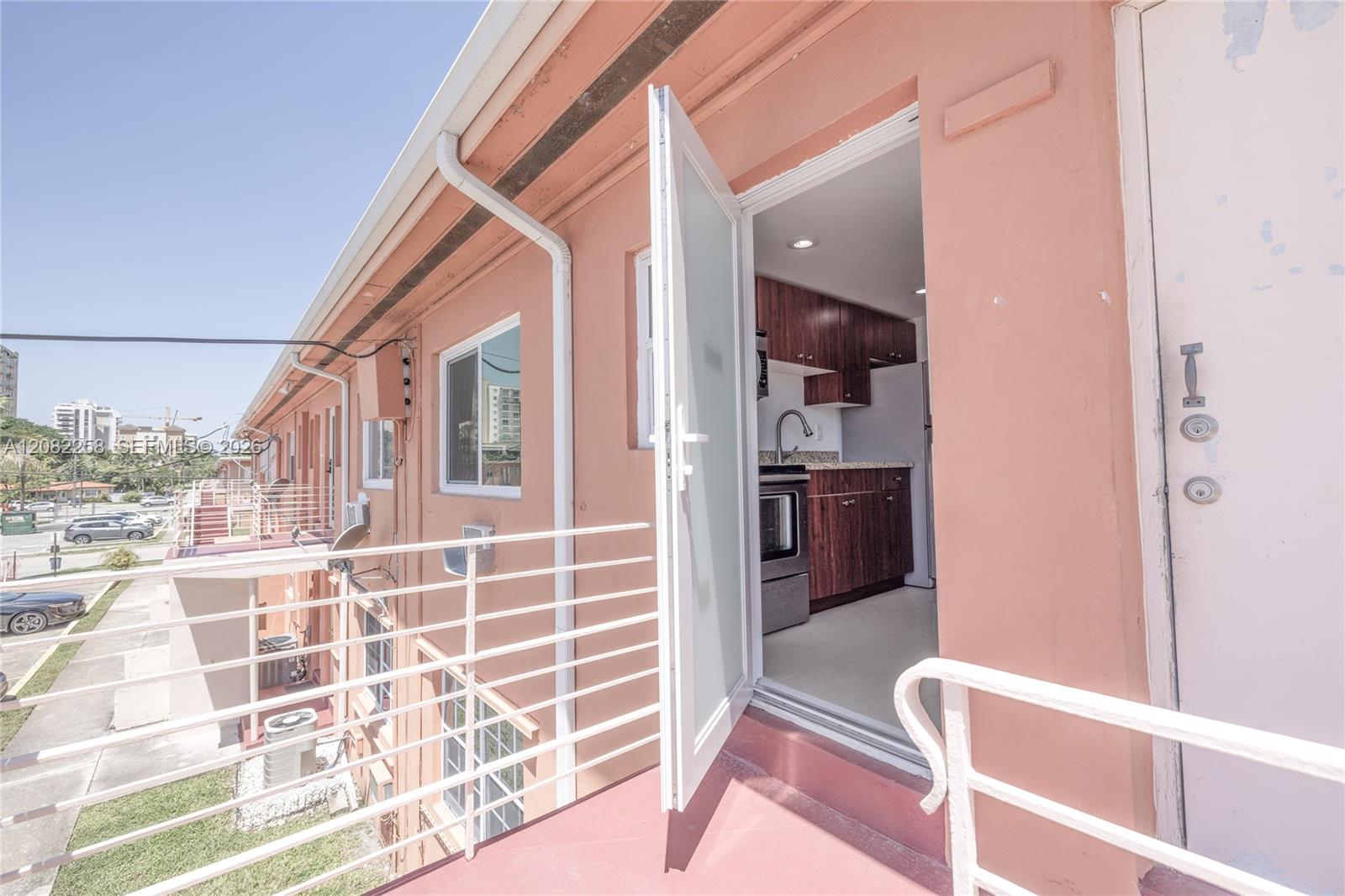 3550 SW 9th Terrace