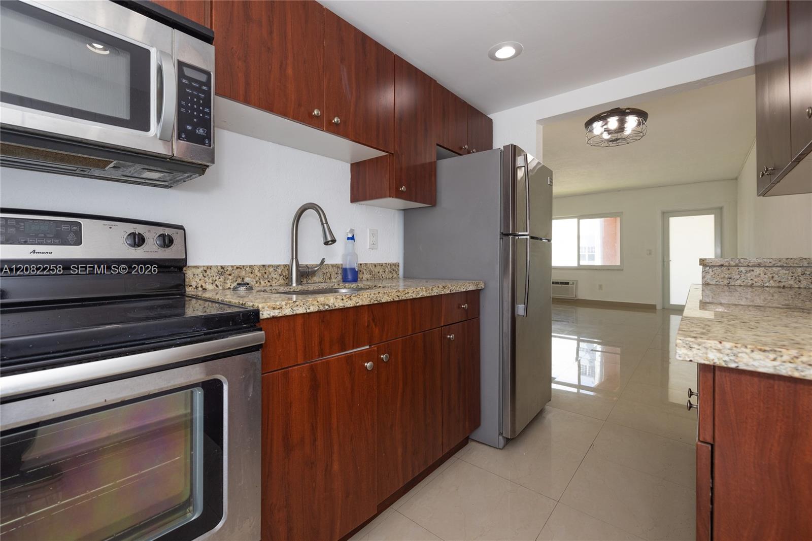 3550 SW 9th Terrace