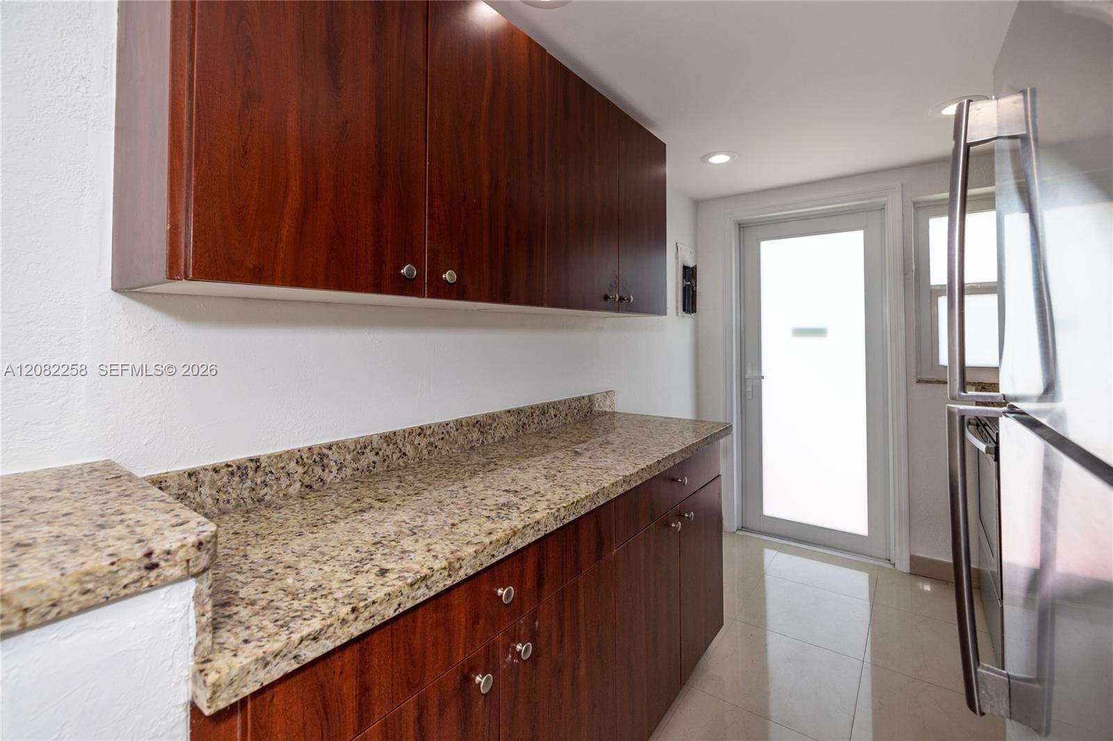 3550 SW 9th Terrace