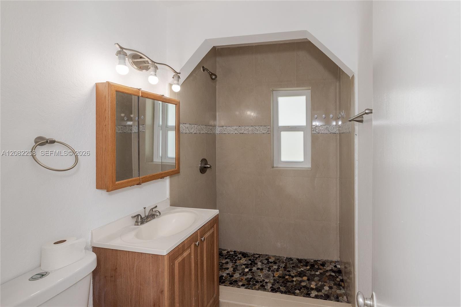 3550 SW 9th Terrace