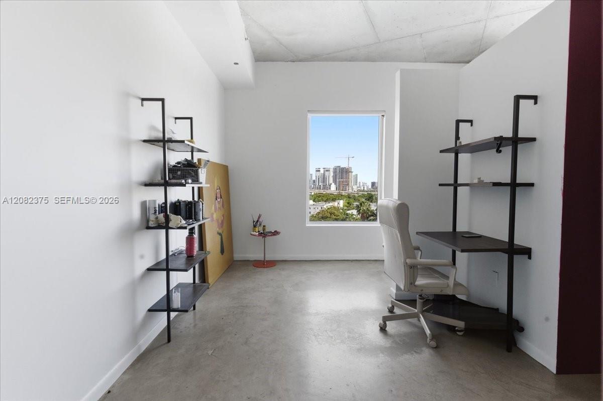 10 S River Drive gallery image #12
