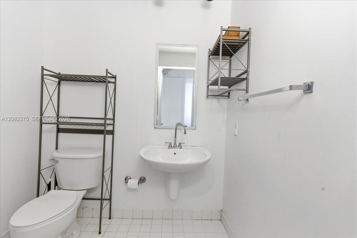 10 S River Drive gallery image #14