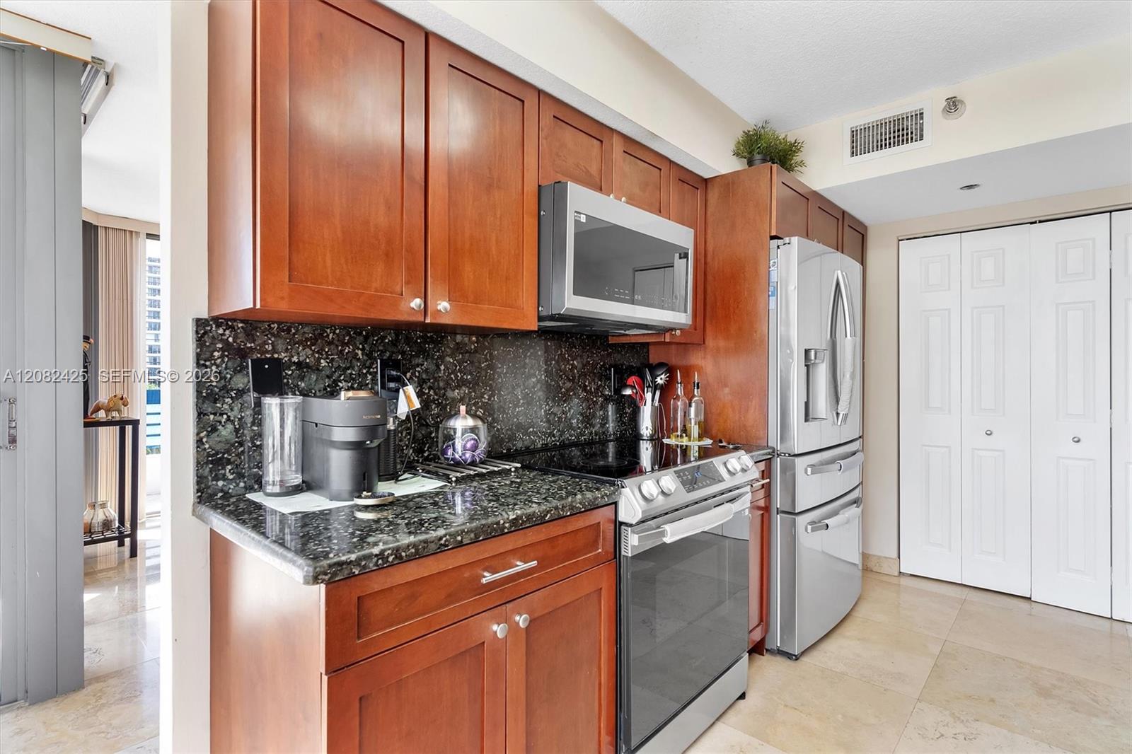 3500 Mystic Pointe Drive