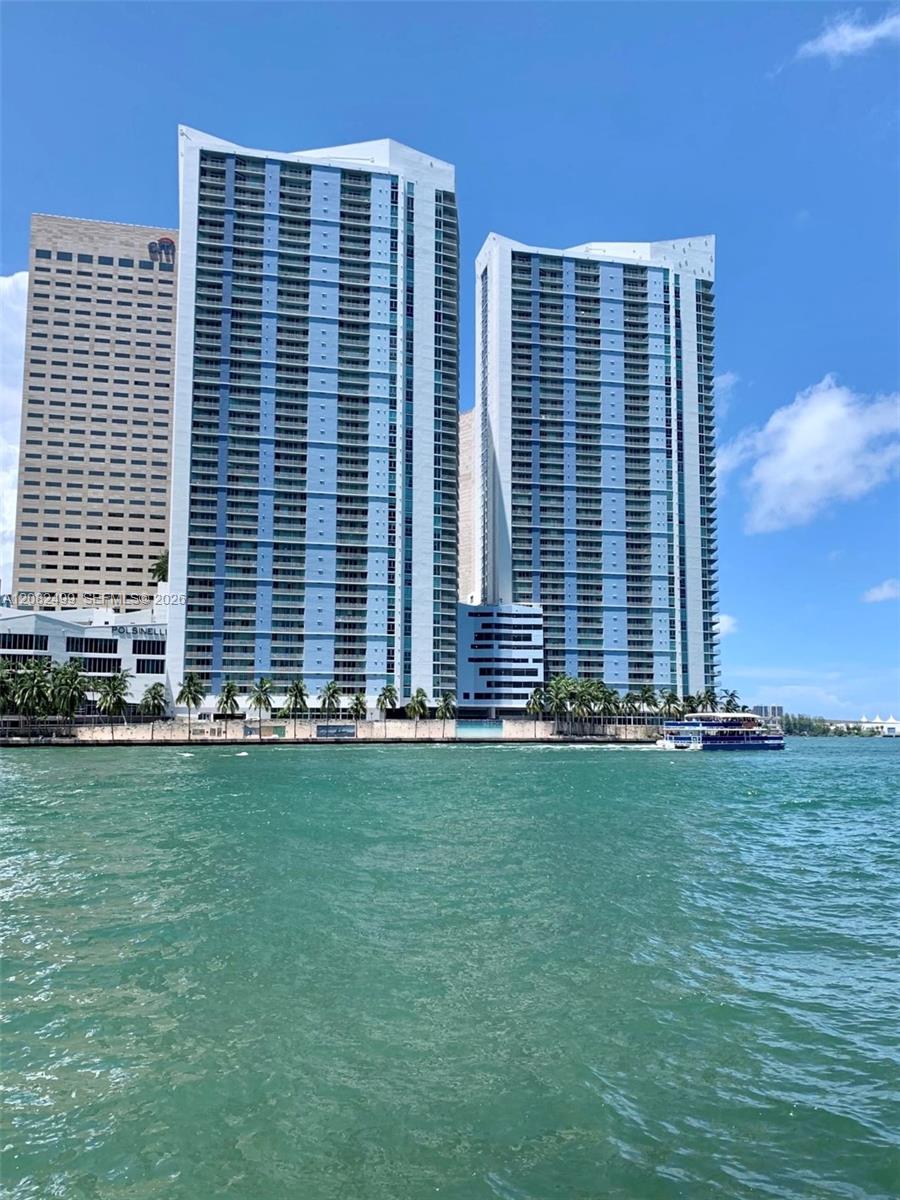 325 S Biscayne Boulevard