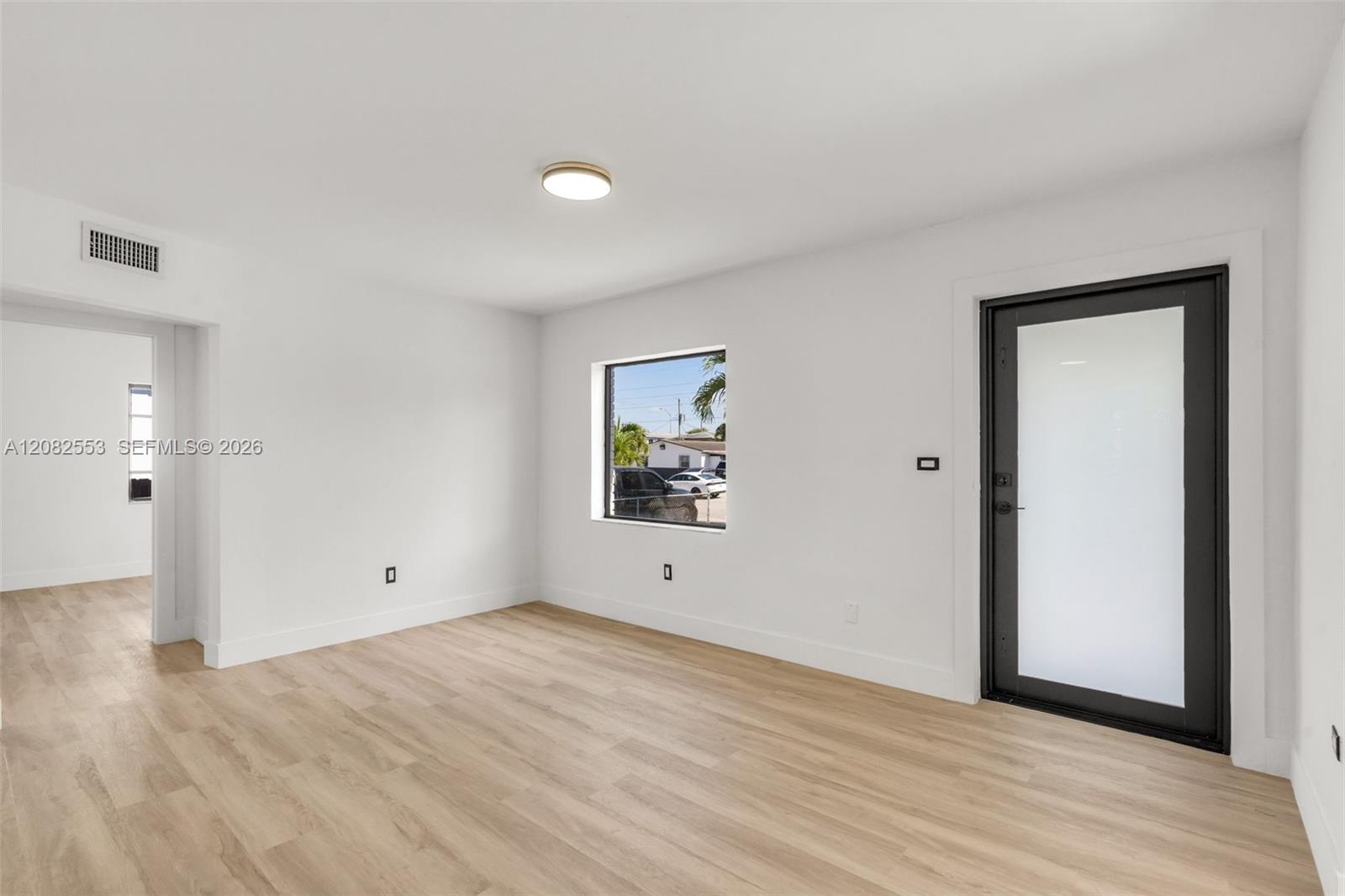 739 W 30th Street