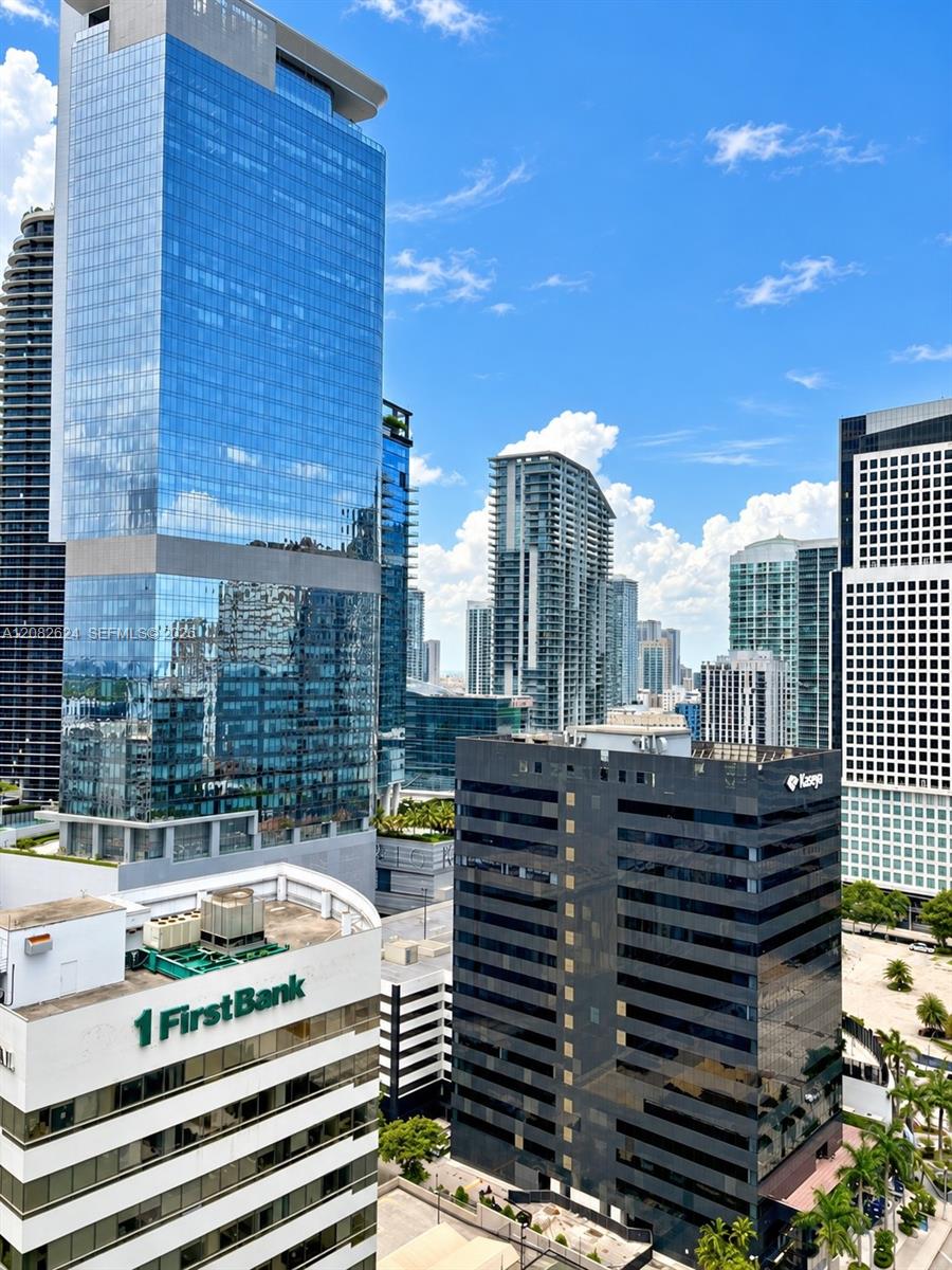 951 Brickell Avenue