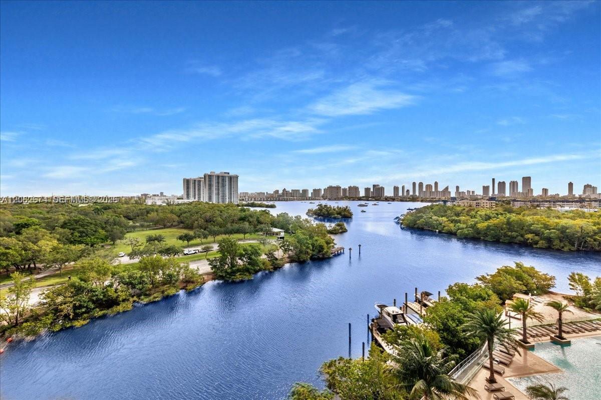 16385 Biscayne