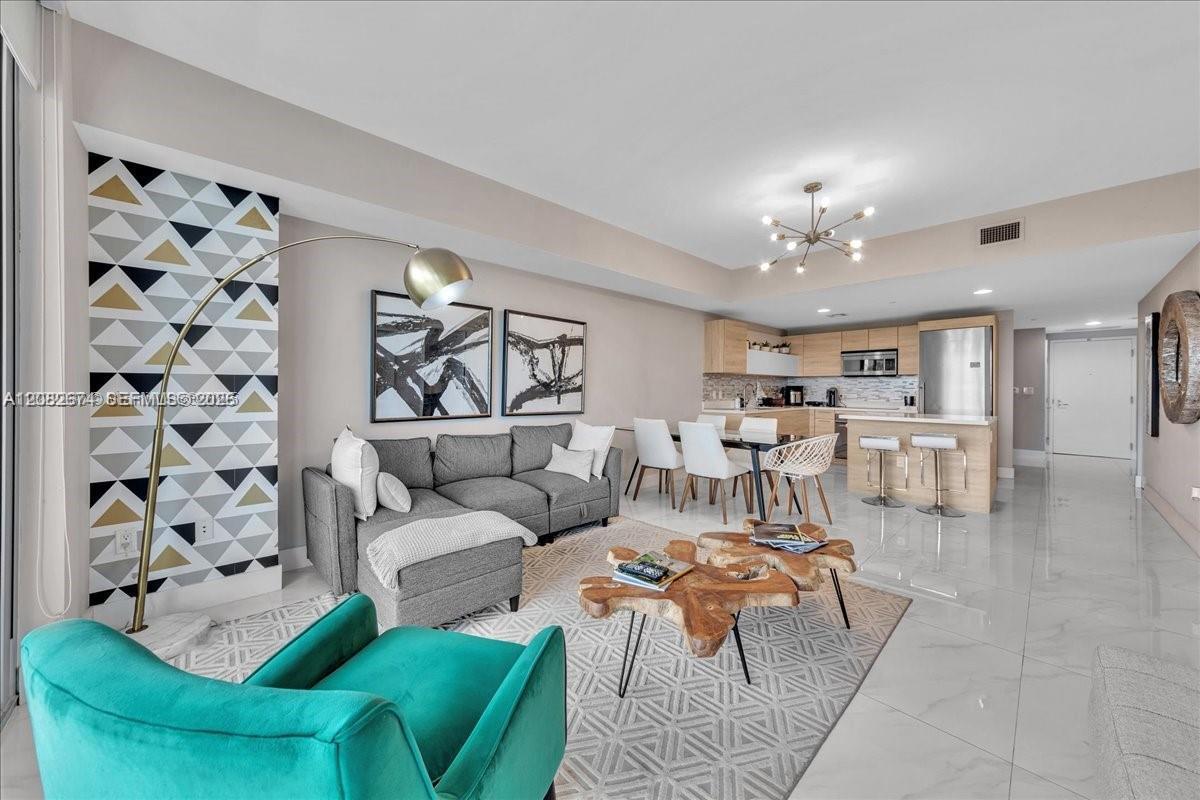 16385 Biscayne
