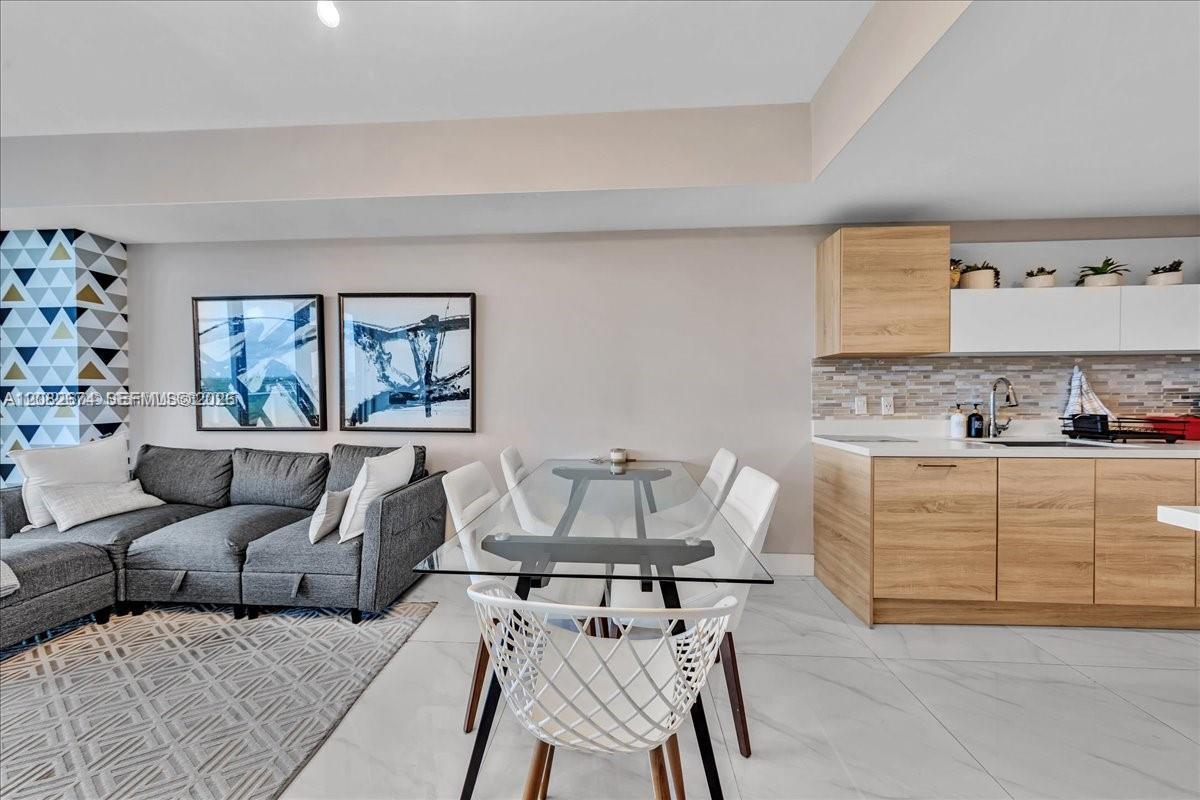 16385 Biscayne