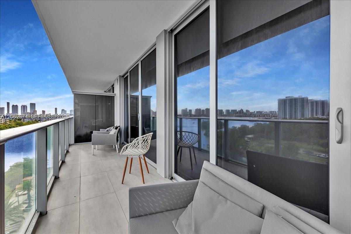 16385 Biscayne