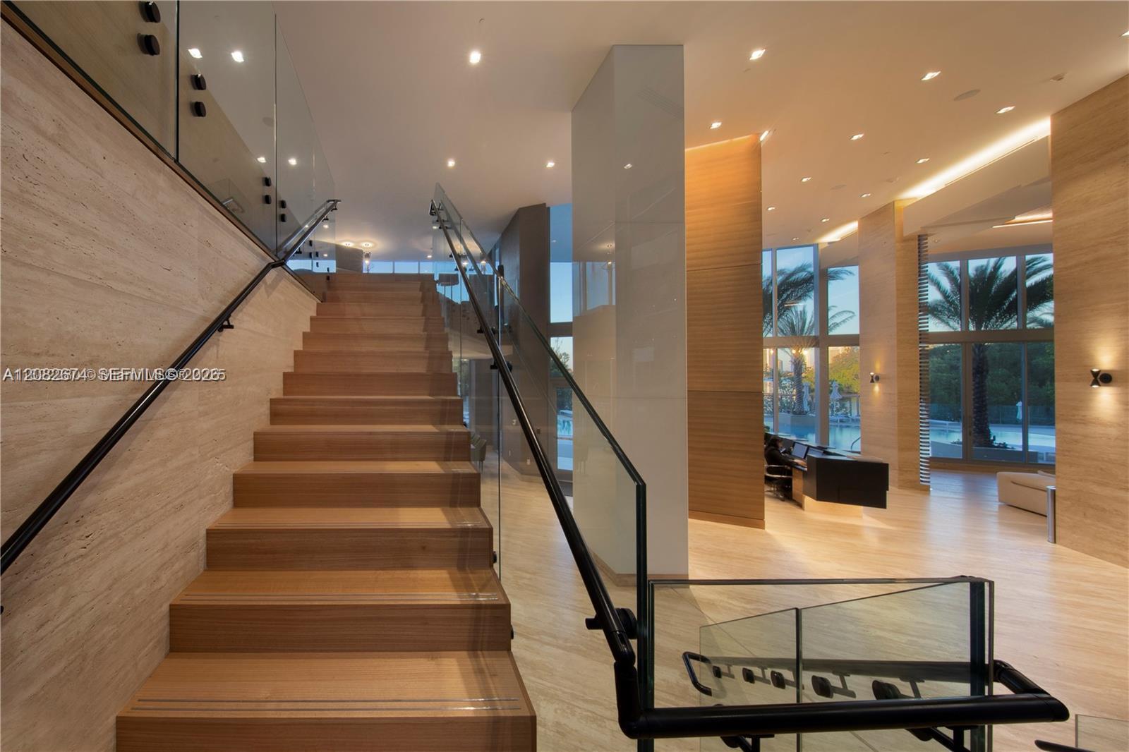 16385 Biscayne