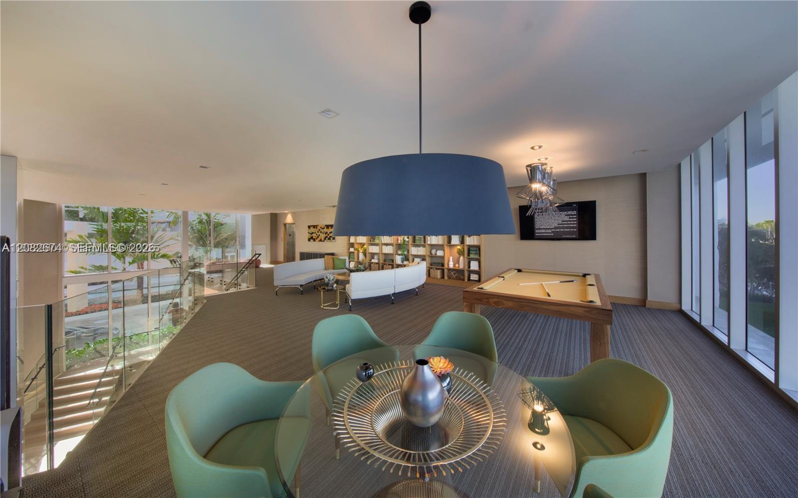16385 Biscayne