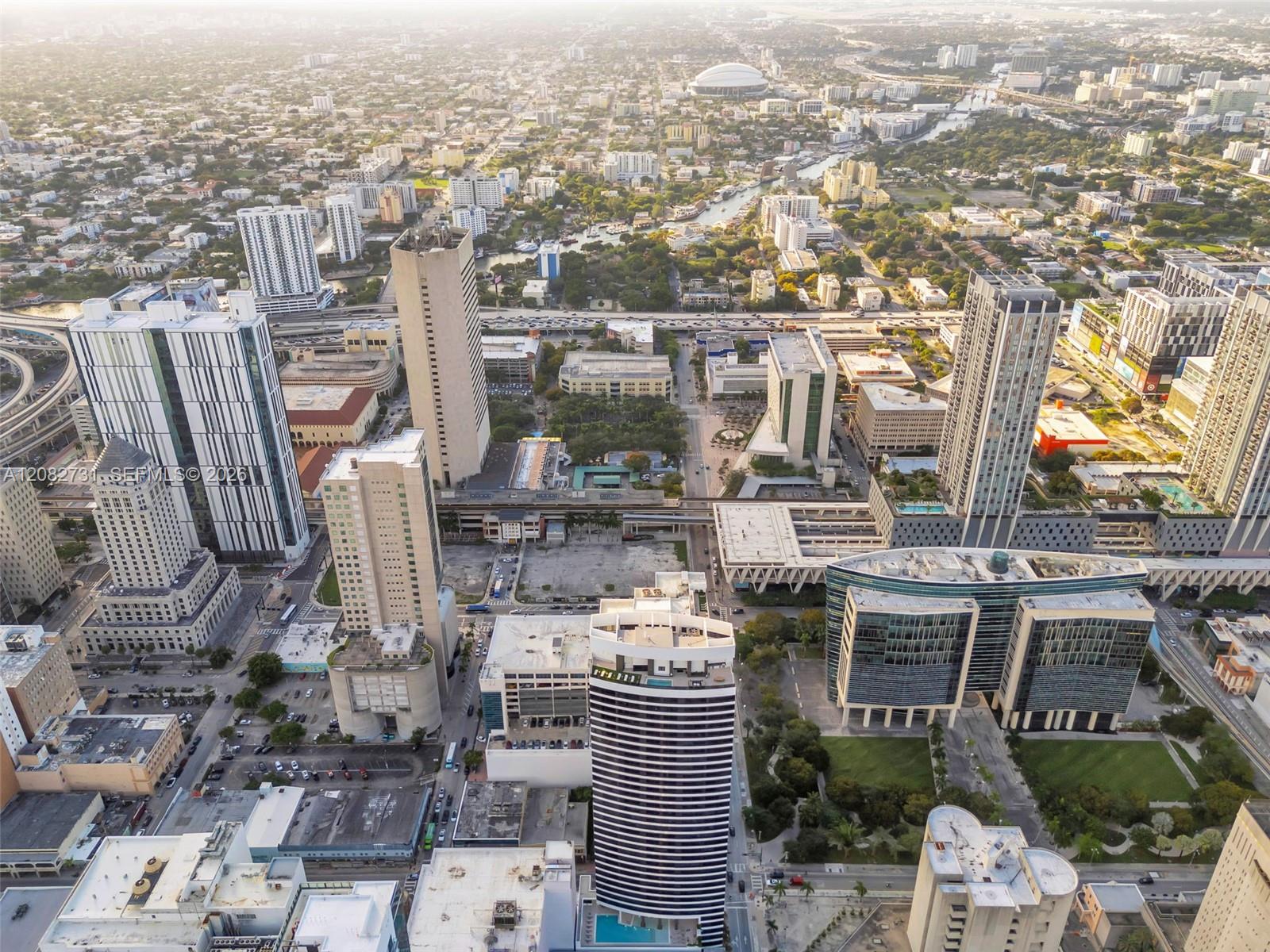 225 N Miami Avenue