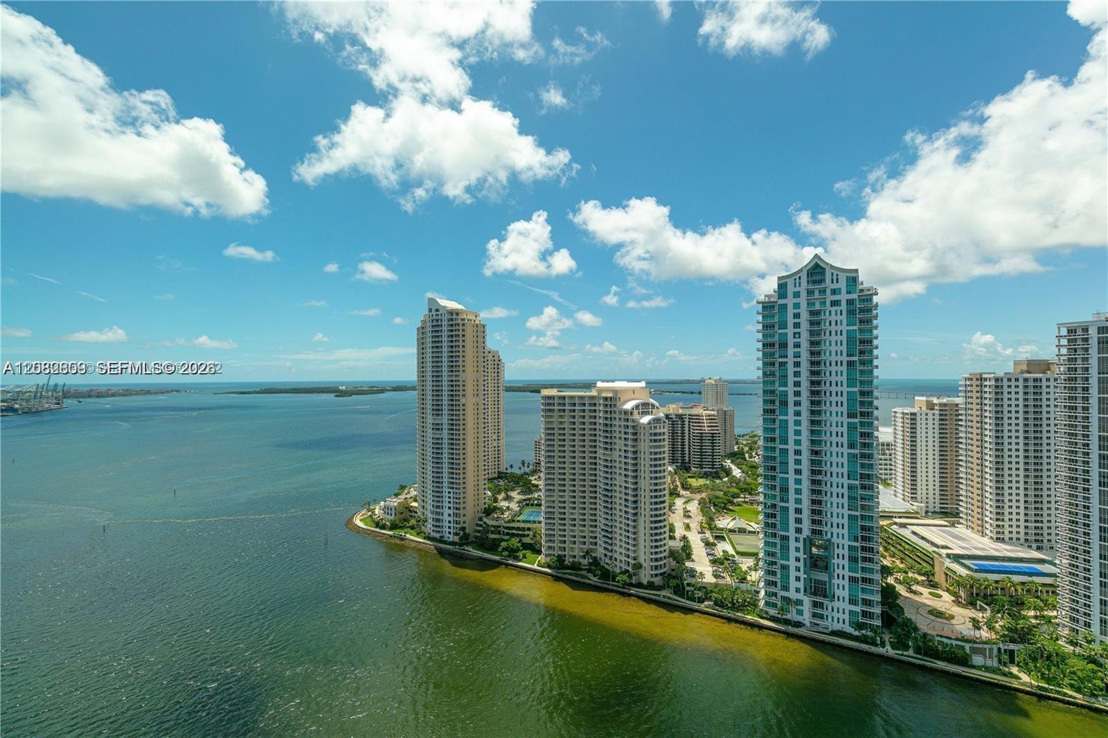 325 NE Biscayne Boulevard